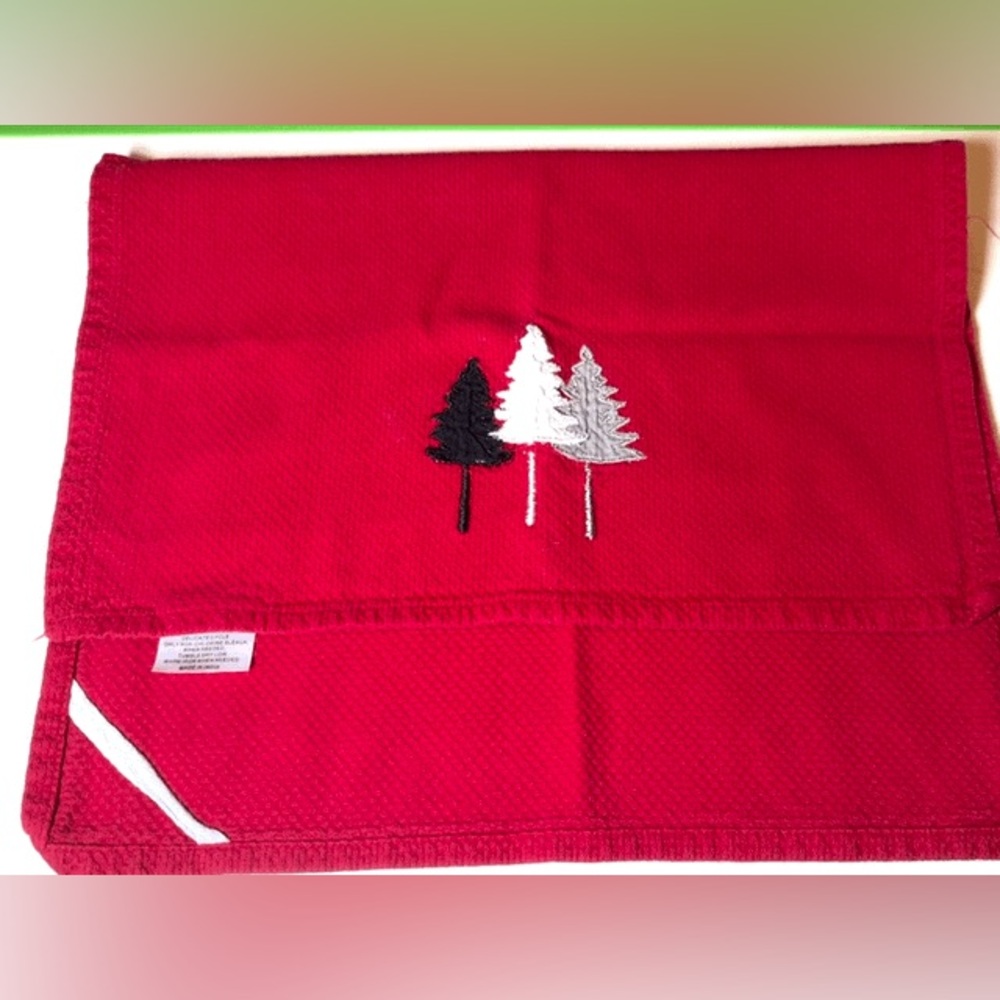 Christmas Tree Red Holiday Kitchen Towels ,Set 2 100% Cotton
